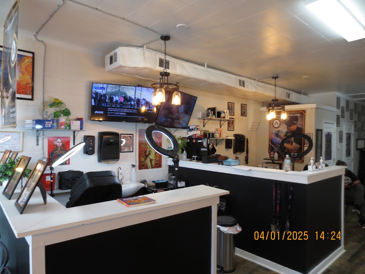 Alpha Omega Ink And Art Gallery LLC. - Services in West Broad, Athens, GA