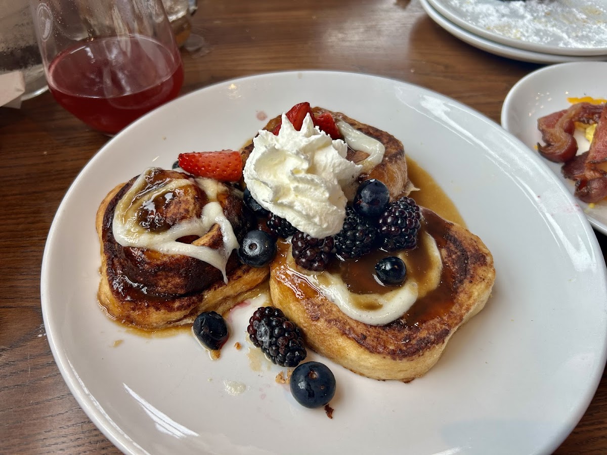 Another Broken Egg Cafe photo 4