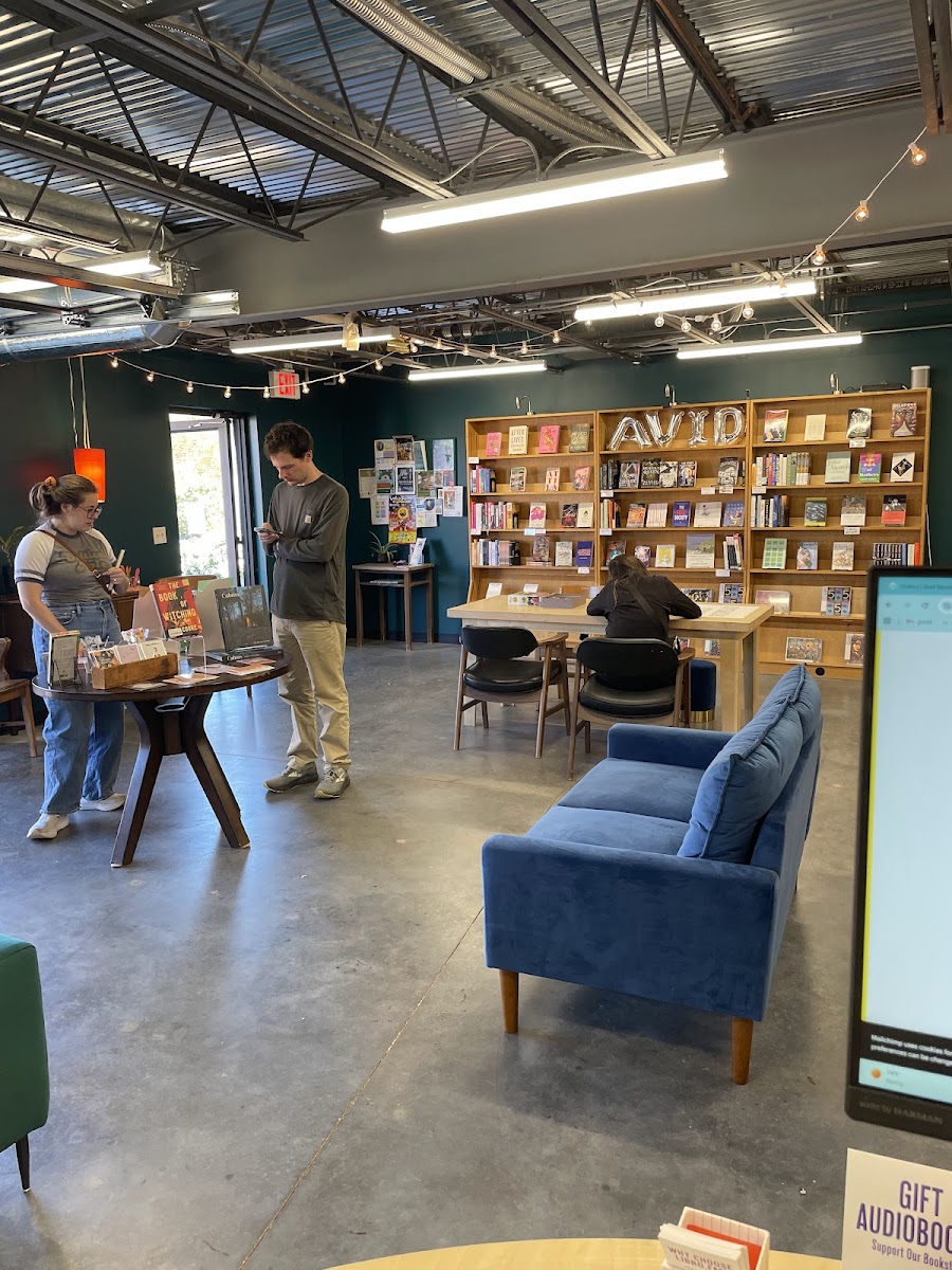 Avid Bookshop photo 3
