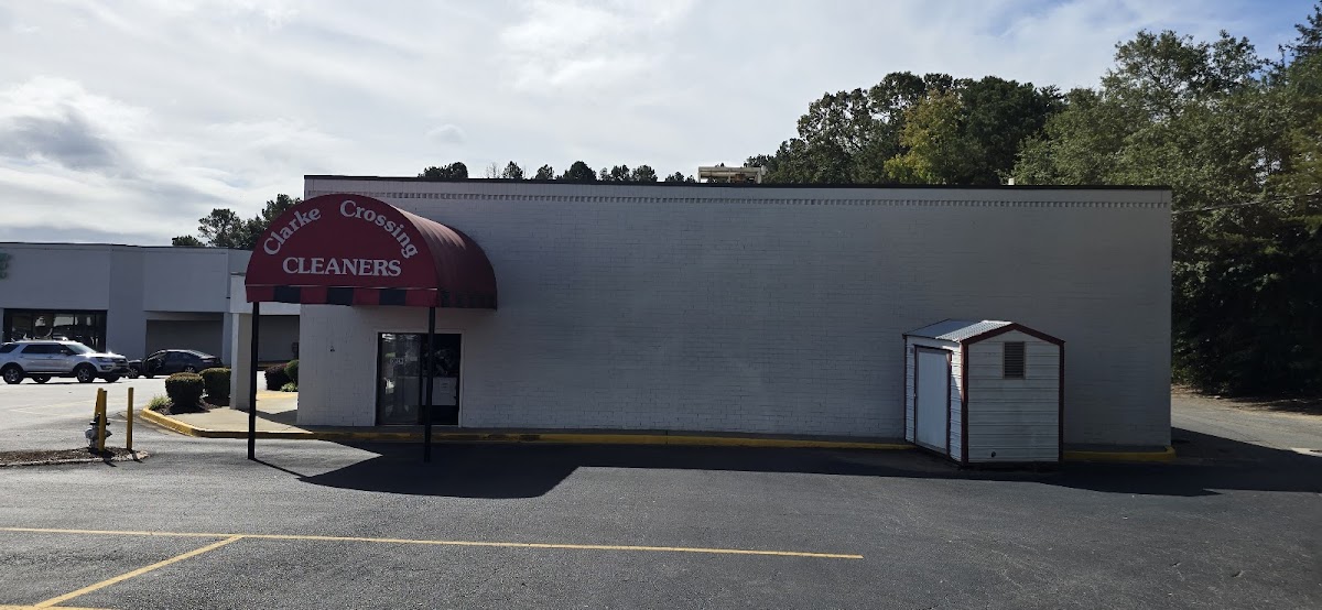 Clarke Crossing Cleaners photo 4