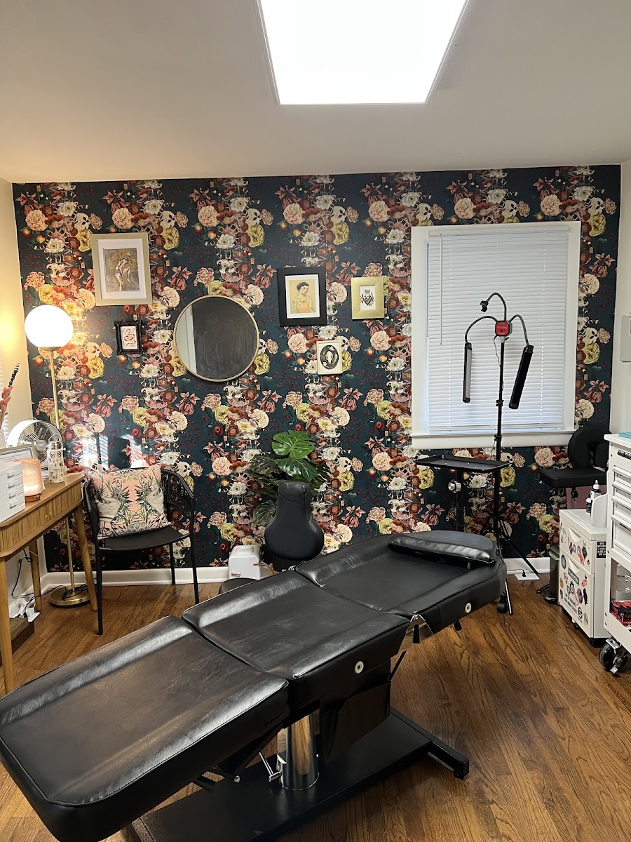 Dark Horse Tattoo photo 3