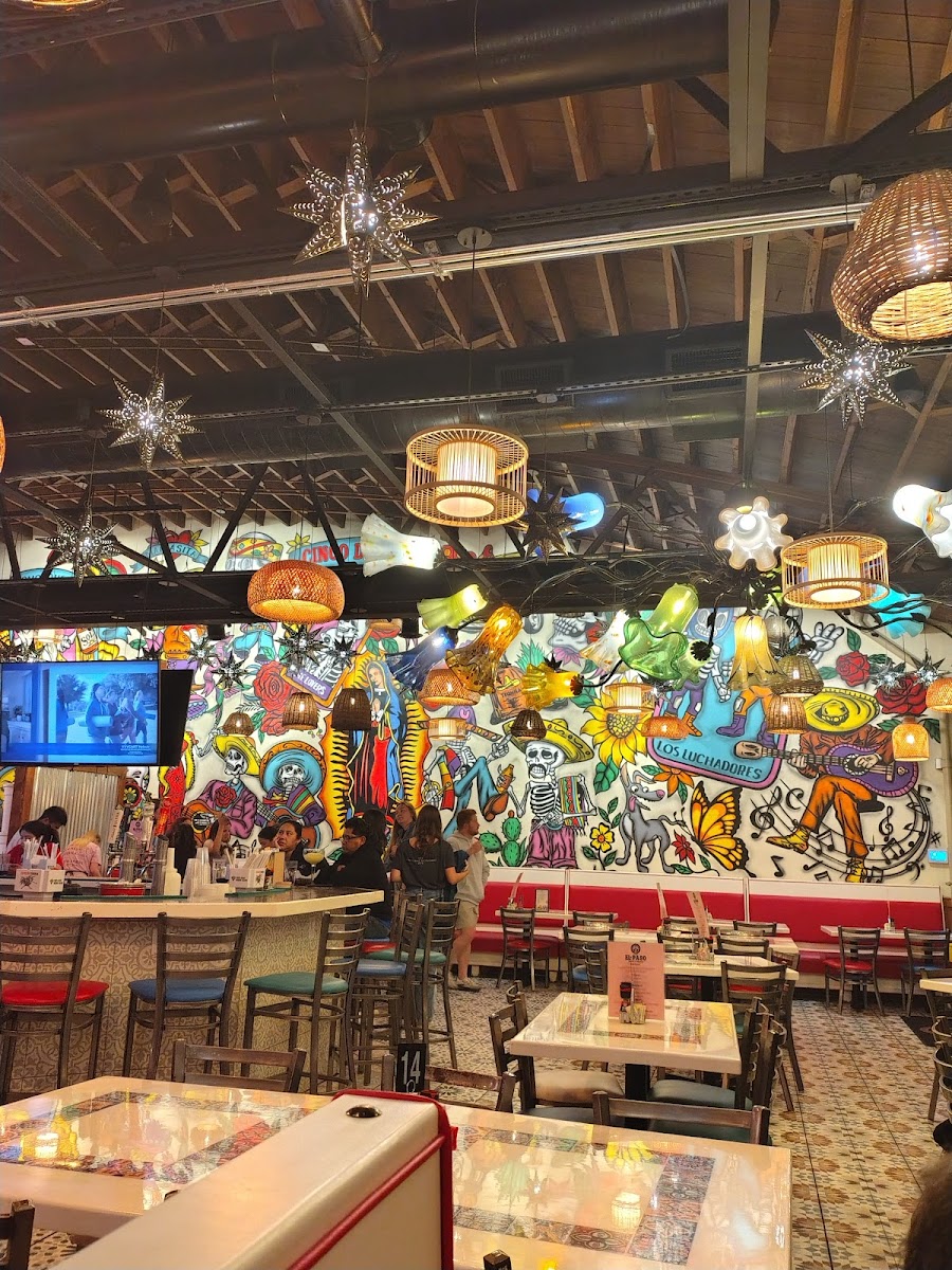 El Paso Tacos & Tequila photo 3