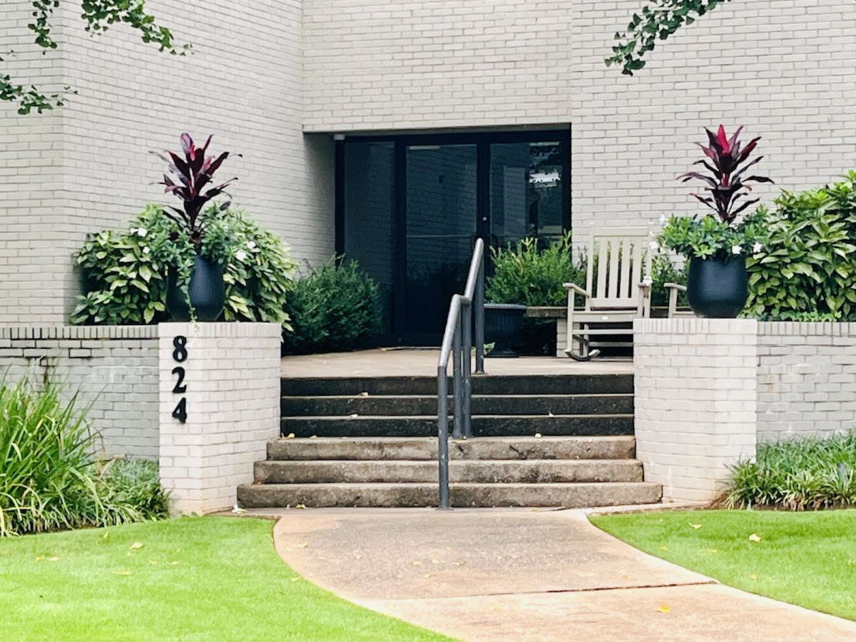 Ellen McLemore Real Estate photo 3