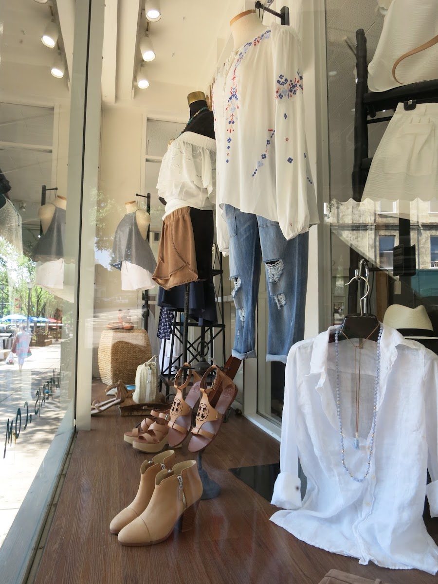 Heery's Clothes Closet photo 3