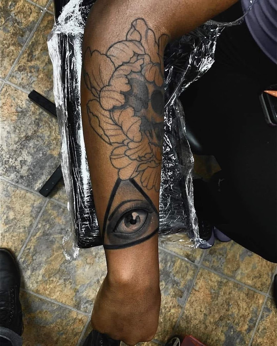 INK 9 Tattoos photo 5