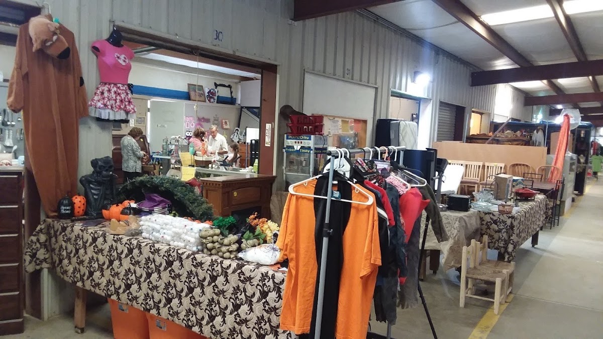 J&J Flea Market photo 2