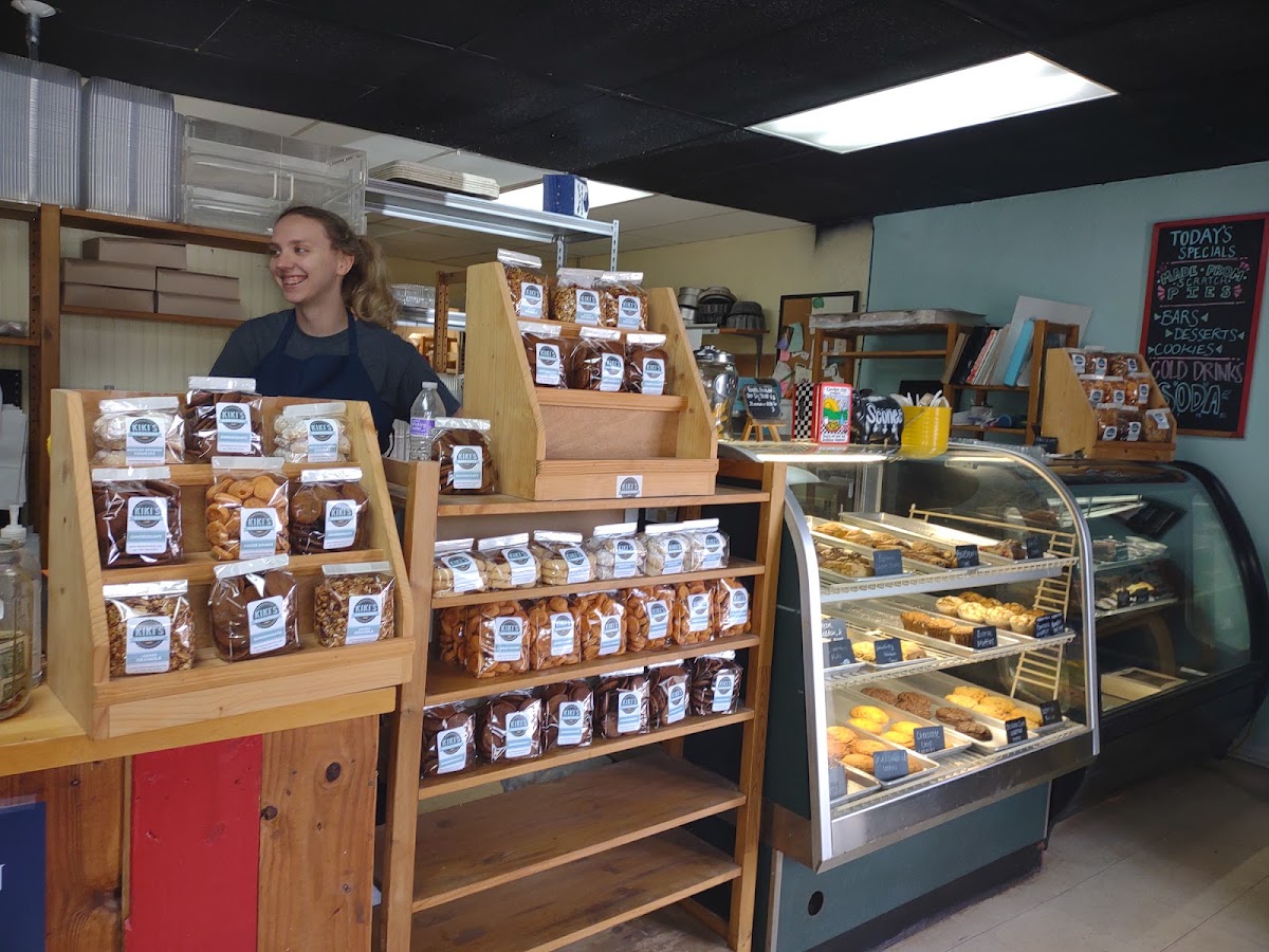 KiKi’s Bakeshop photo 3
