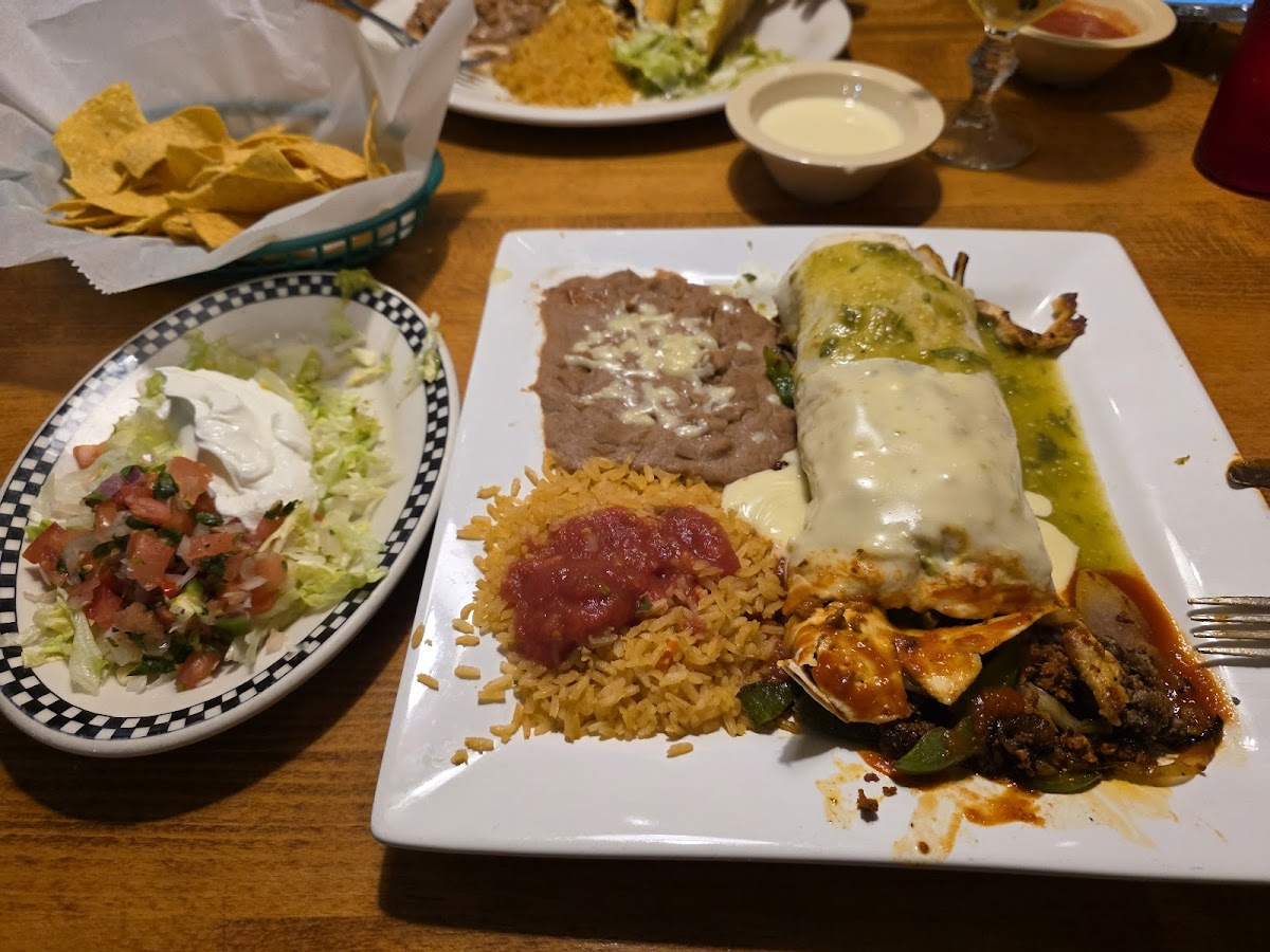 La Montaña Mexican Restaurant photo 5