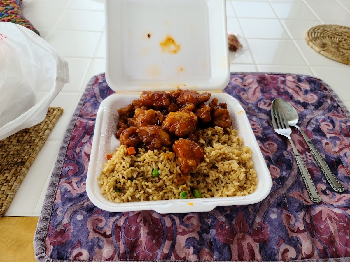 Main Moon Restaurant photo 2