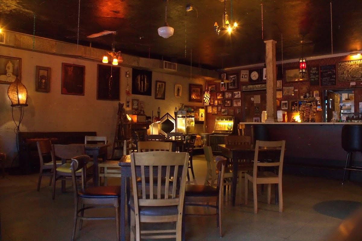 Manhattan Cafe - Date Night in Athens, GA