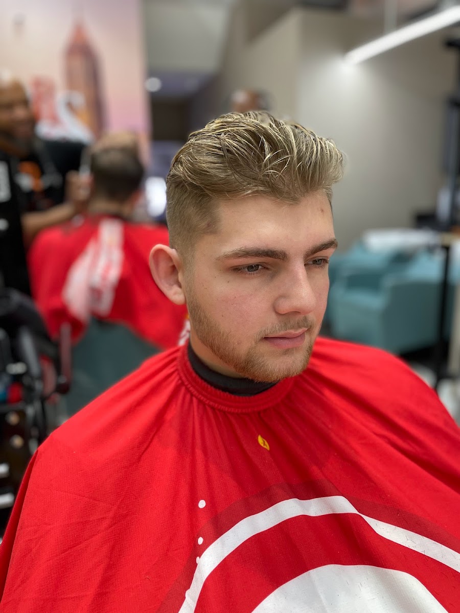 Robbie's Cuts photo 2