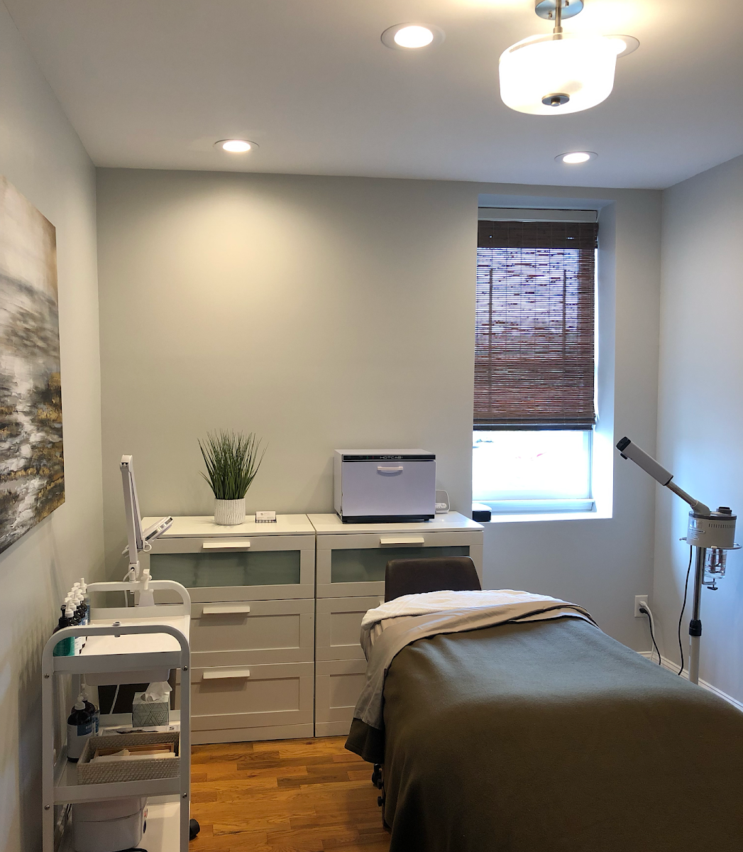 Roots Salon & Company photo 2