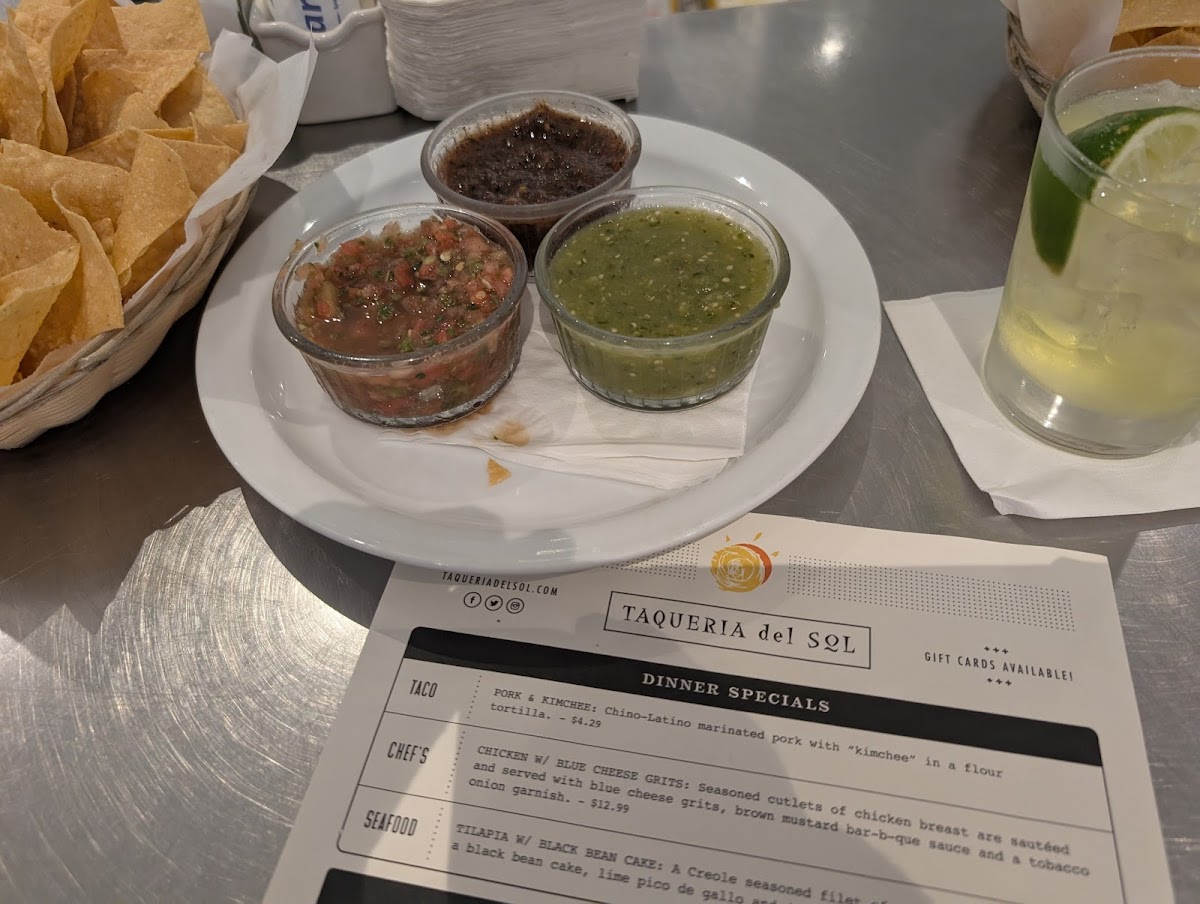 Taqueria Del Sol photo 3