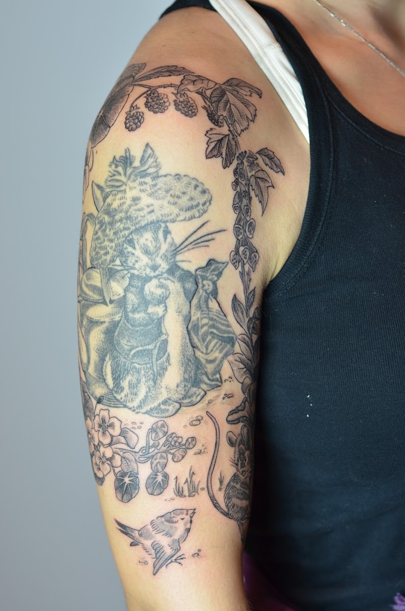 Truths & Roses Tattoo photo 3