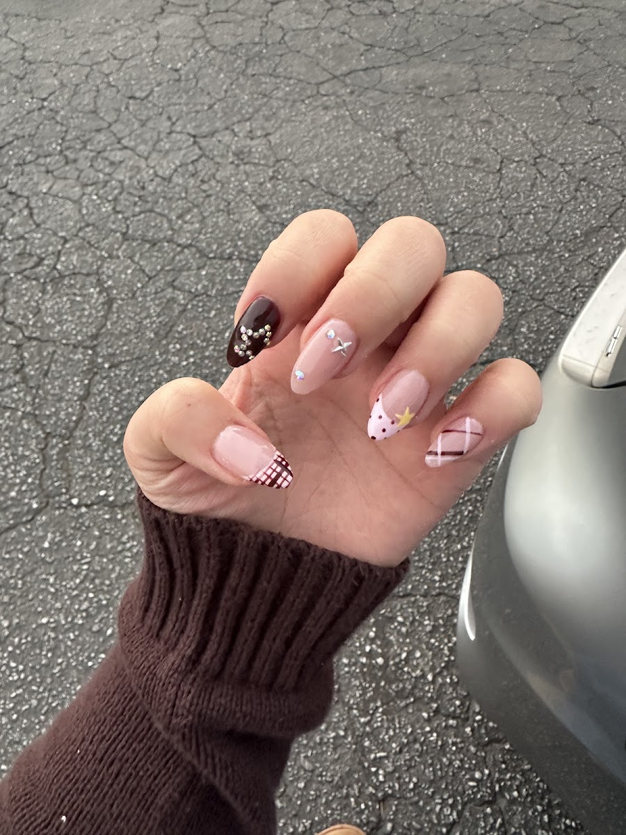 Unique Nail Bar (30% OFF ALL SERVICES to New Clients-Must Mention Before Checkout) photo 5